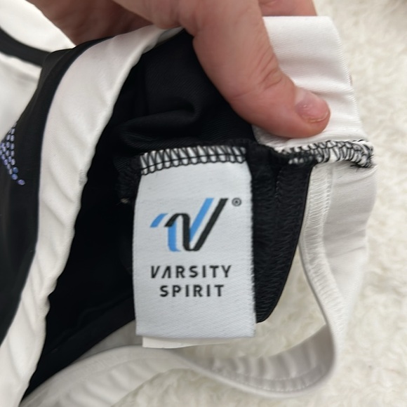 New Varsity Black & White Sports Bra with Sequin Sparkle Star Size Youth Small - Picture 6 of 7